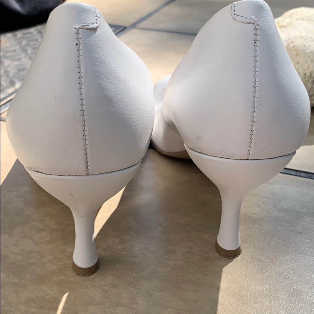 White Pump - Picture 6 of 6
